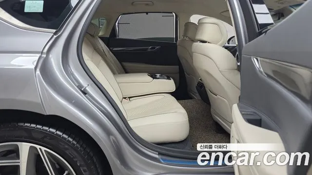 Genesis G80 2023 thumb 11