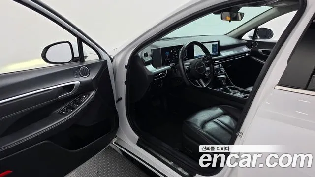 Hyundai Sonata 2023 thumb 10