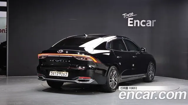 Hyundai Grandeur 2022 thumb 2