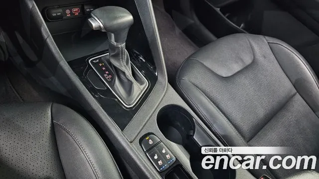 Kia Niro 2018 thumb 9