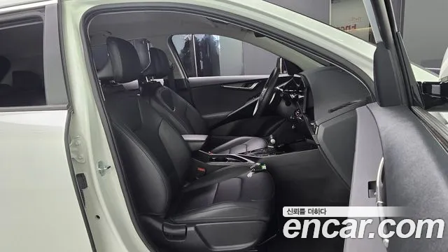 Kia Niro 2022 thumb 11