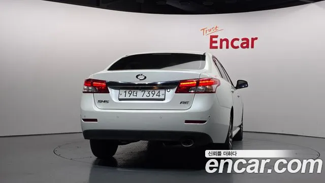 Renault-KoreaSamsung SM5 2015 thumb 4