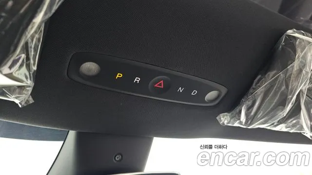 Tesla Model Y 2026 thumb 8
