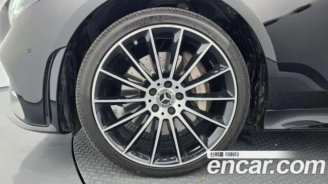 Mercedes-Benz CLS-Class 2019 thumb 5