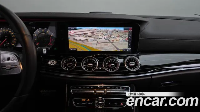 Mercedes-Benz CLS-Class 2019 thumb 12