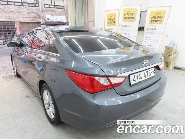 Hyundai Sonata 2011 thumb 4