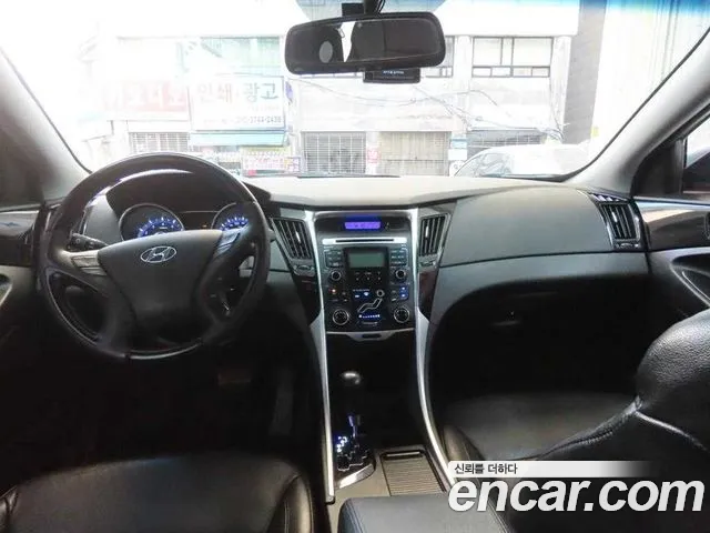 Hyundai Sonata 2011 thumb 7