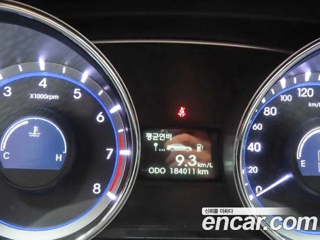 Hyundai Sonata 2011 thumb 8