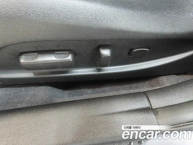 Hyundai Sonata 2011 thumb 10