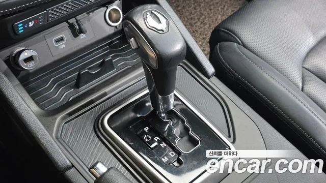 KG_Mobility_Ssangyong Rexton 2019 thumb 9