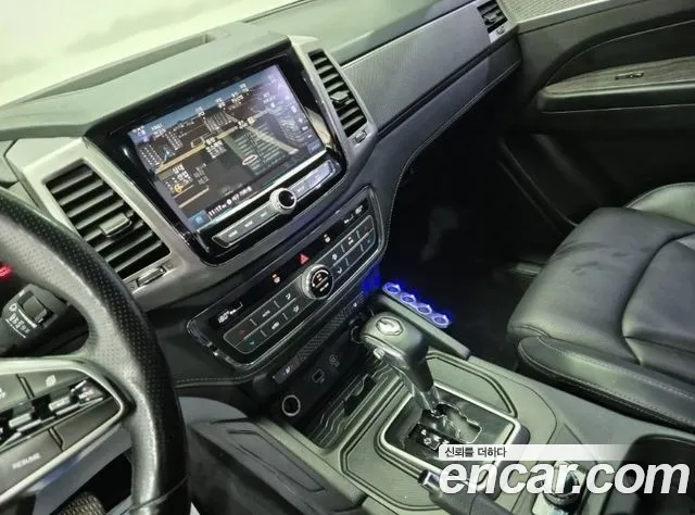 KG_Mobility_Ssangyong Rexton 2019 thumb 10