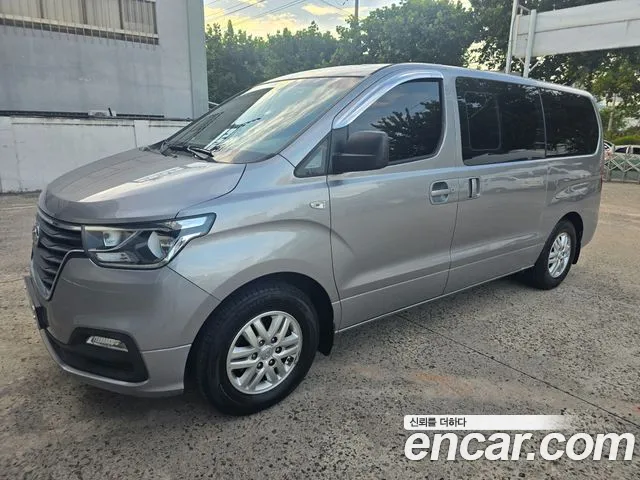 Hyundai Starex 2019 thumb 12