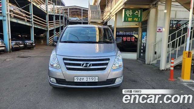Hyundai Starex 2017 thumb 12