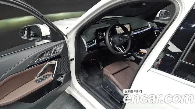 BMW X1 2023 thumb 10