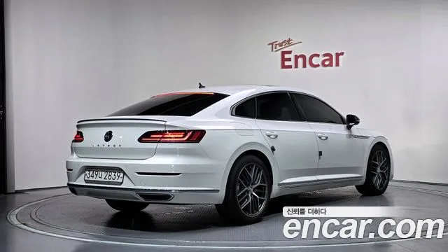 Volkswagen Arteon 2019 thumb 2