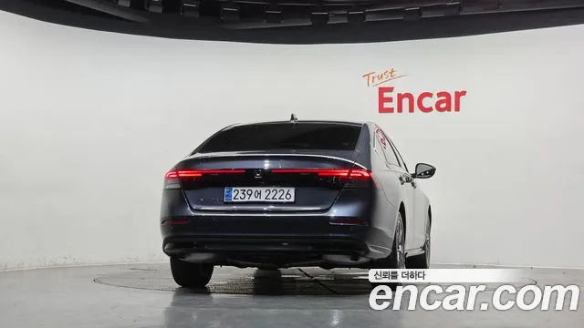 Honda Accord 2024 thumb 4