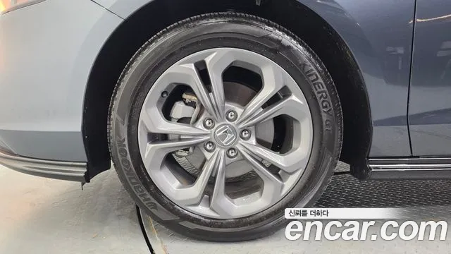Honda Accord 2024 thumb 5