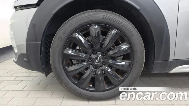 MINI Countryman 2024 thumb 5