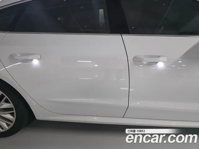 Audi A7 2021 thumb 7