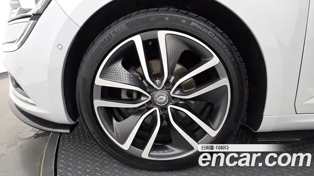 Renault-KoreaSamsung Megane 2018 thumb 5