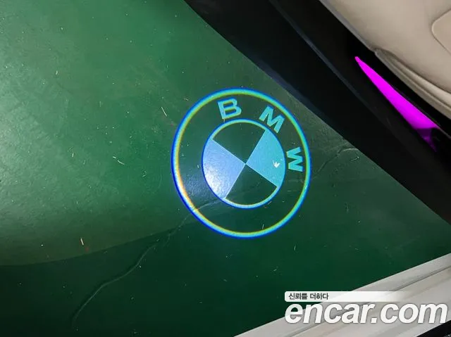 BMW 5-Series 2019 thumb 8