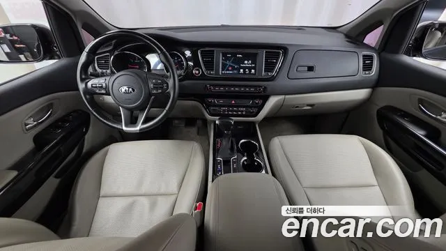 Kia Carnival 2019 thumb 7