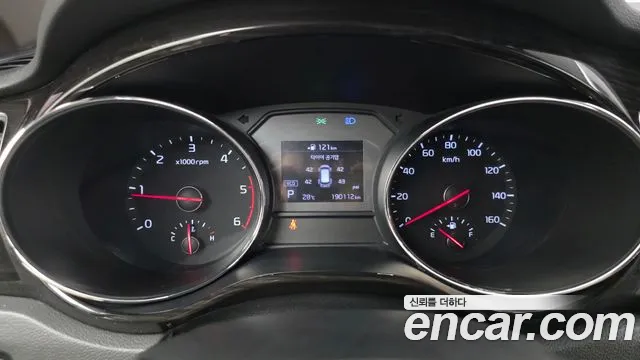 Kia Carnival 2019 thumb 8