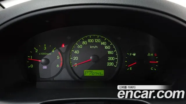 Hyundai Starex 2012 thumb 8