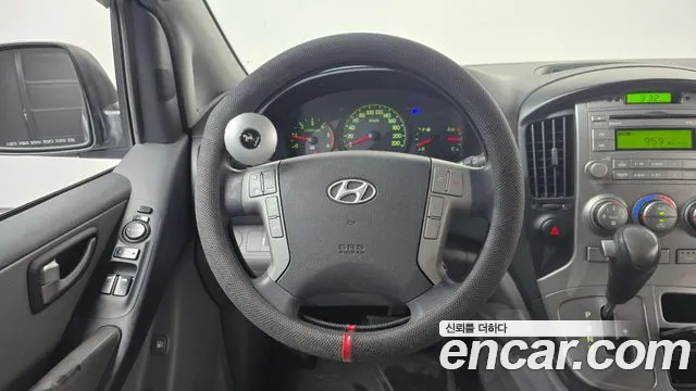 Hyundai Starex 2012 thumb 12