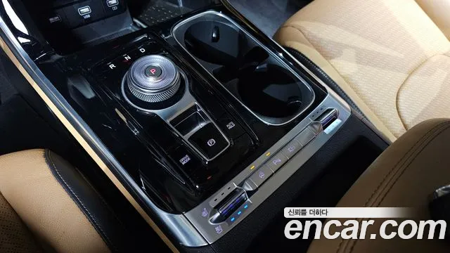 Kia Carnival 2022 thumb 9