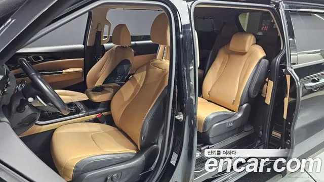 Kia Carnival 2022 thumb 10
