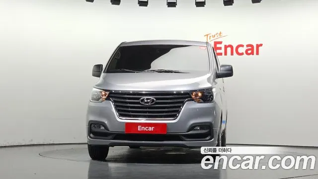 Hyundai Starex 2021 thumb 3