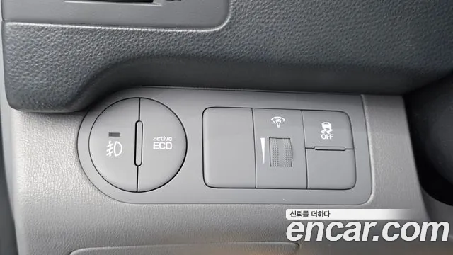 Hyundai Starex 2021 thumb 12