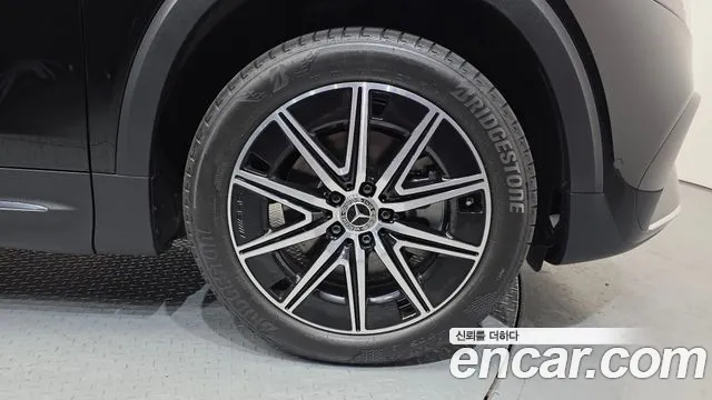 Mercedes-Benz EQB 2025 thumb 5