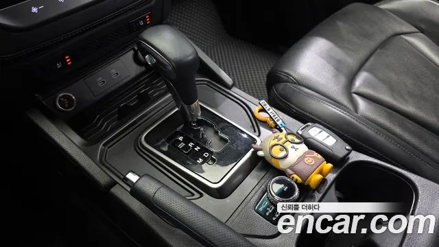 KG_Mobility_Ssangyong Rexton 2023 thumb 9