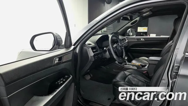 KG_Mobility_Ssangyong Rexton 2023 thumb 10
