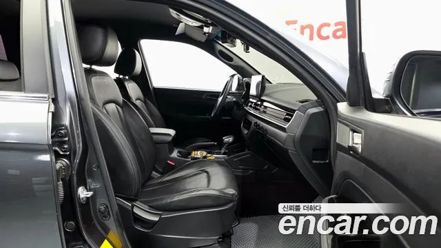 KG_Mobility_Ssangyong Rexton 2023 thumb 12