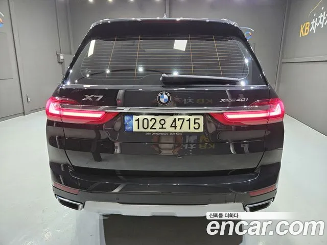 BMW X7 2021 thumb 4