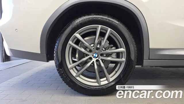 BMW X4 2020 thumb 5