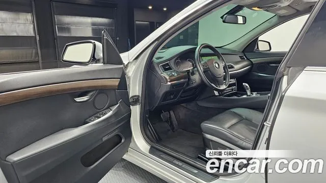 BMW Gran Turismo 2013 thumb 10