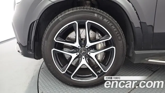 Mercedes-Benz GLE 2023 thumb 5