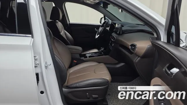 Hyundai Santa Fe 2018 thumb 11