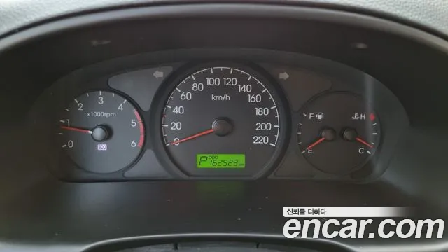 Hyundai Starex 2012 thumb 6