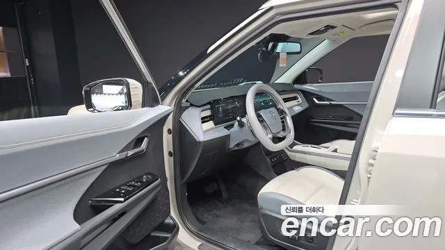 KG_Mobility_Ssangyong Torres 2023 thumb 9