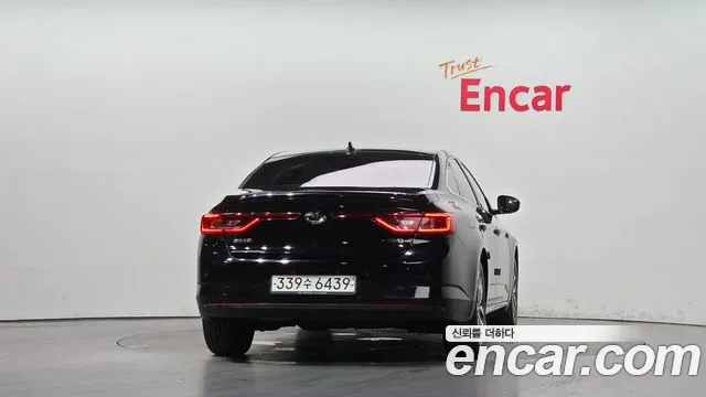 Renault-KoreaSamsung Megane 2017 thumb 4