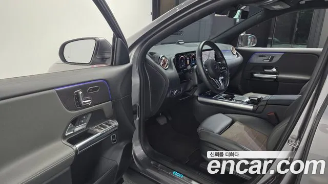 Mercedes-Benz EQA 2021 thumb 10