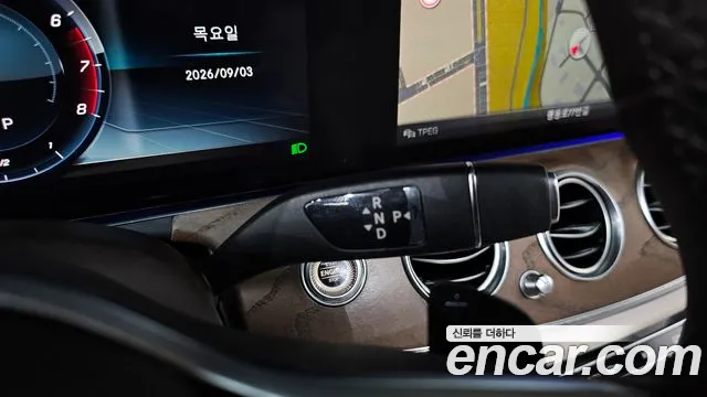 Mercedes-Benz E-Класс 2019 thumb 9