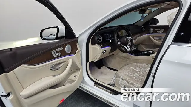 Mercedes-Benz E-Класс 2019 thumb 10