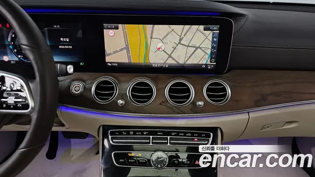 Mercedes-Benz E-Класс 2019 thumb 12