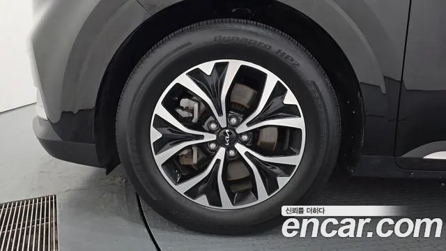 Kia Carnival 2022 thumb 5